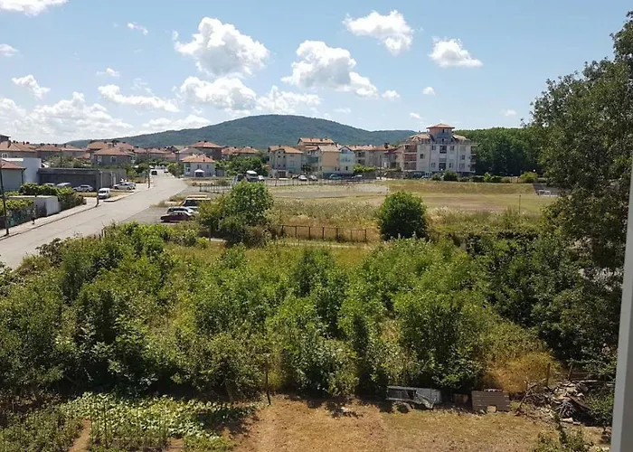 Kirovi House - Guest Πανσιόν 2*